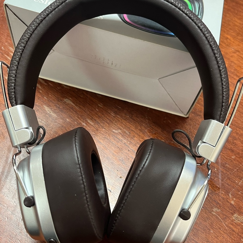 Wireless Headphones w/ LED lights